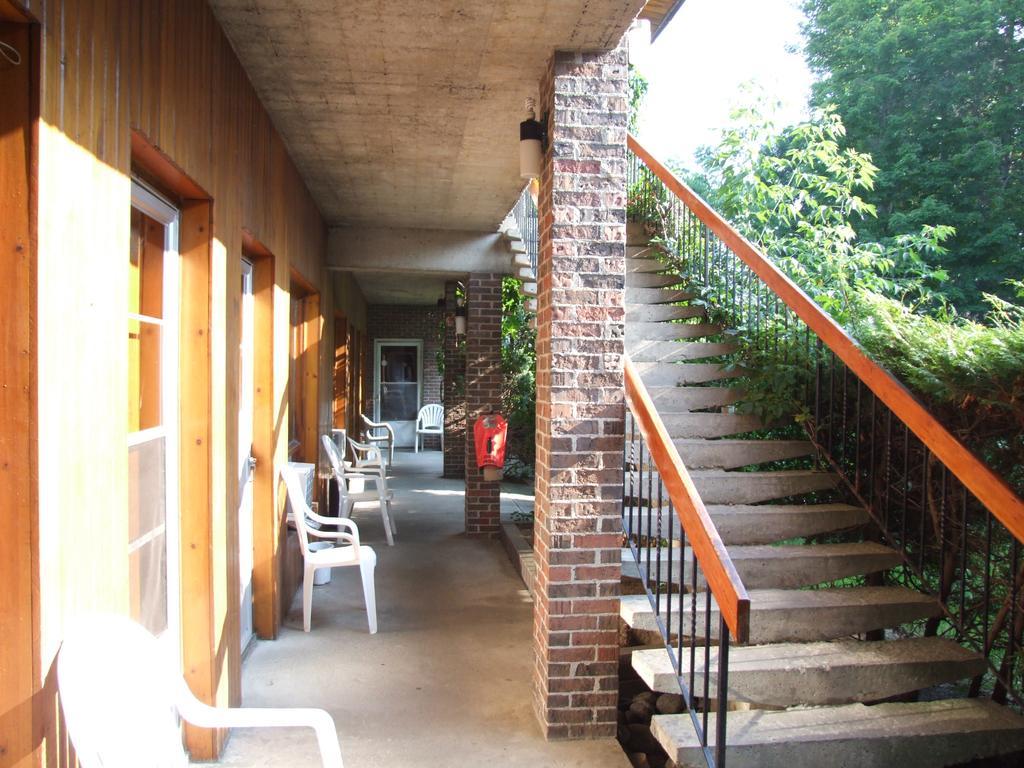 Motel Lennoxville Шербрук Экстерьер фото